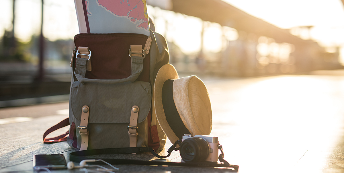 Dicas práticas para viajar mais gastando menos (sem abrir mão da experiência)